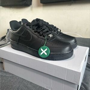 Nike Air Force 1 Black